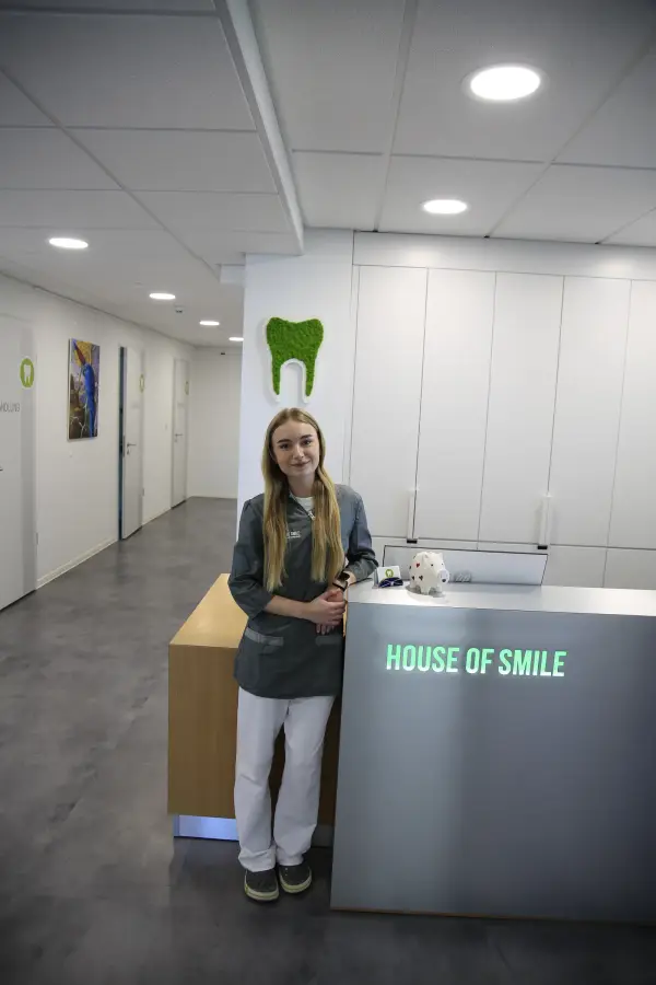 Team member of the House of Smile dental practice in Heidelberg