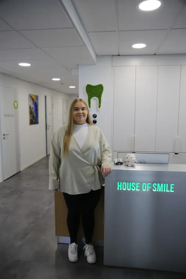 Team member of the House of Smile dental practice in Heidelberg