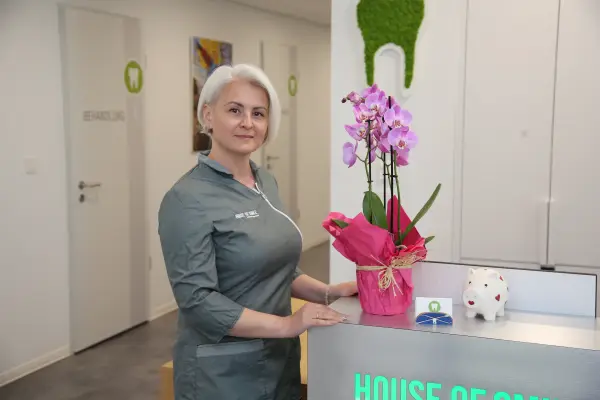Team member of the House of Smile dental practice in Heidelberg